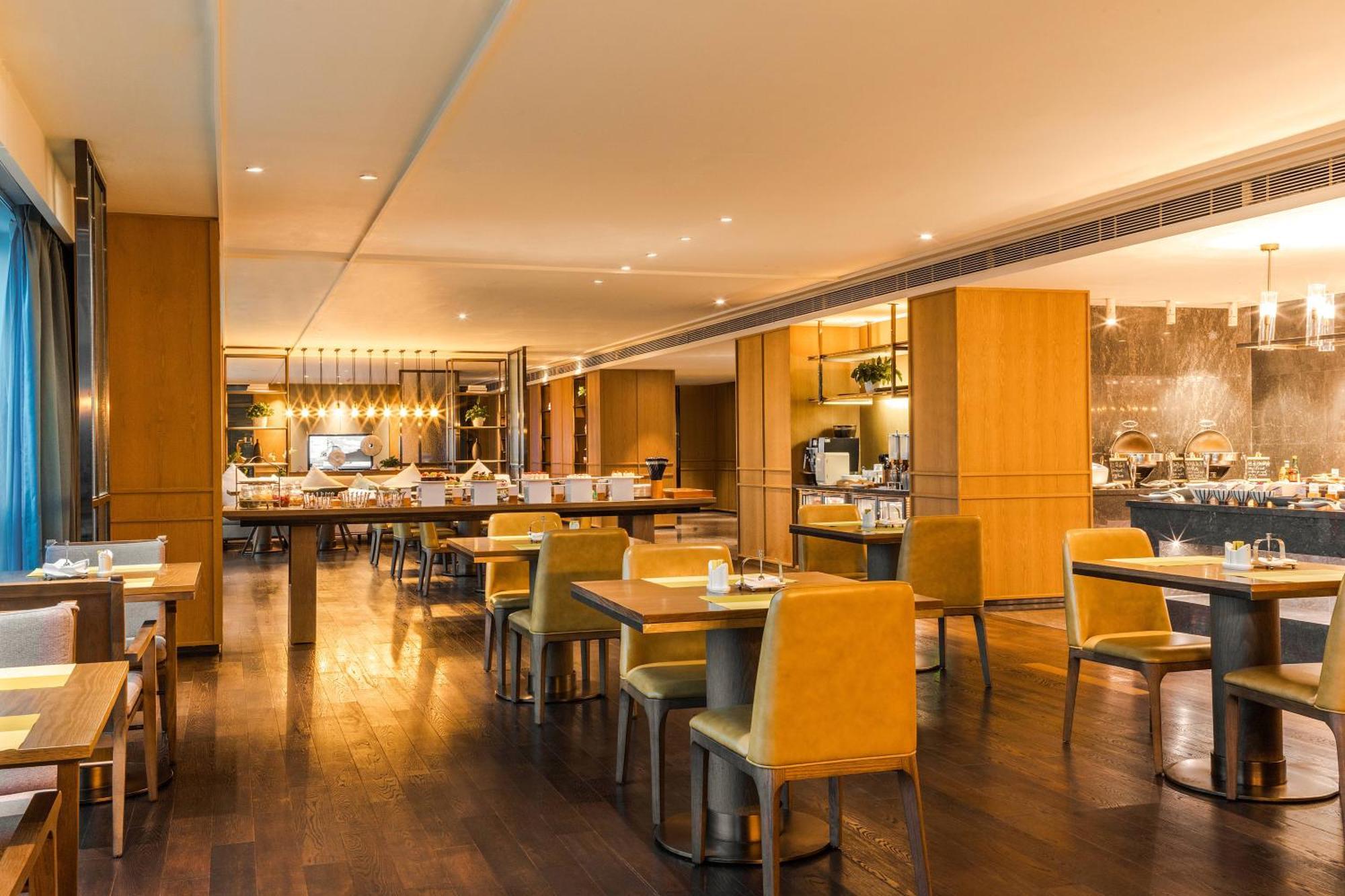 Doubletree By Hilton Hotel Shenzhen Longhua, Near Huawei, Foxcnn, Shenzhen North Railway, Uniwalk & Uniworld Shopping Mall, Sam'S Club Екстериор снимка