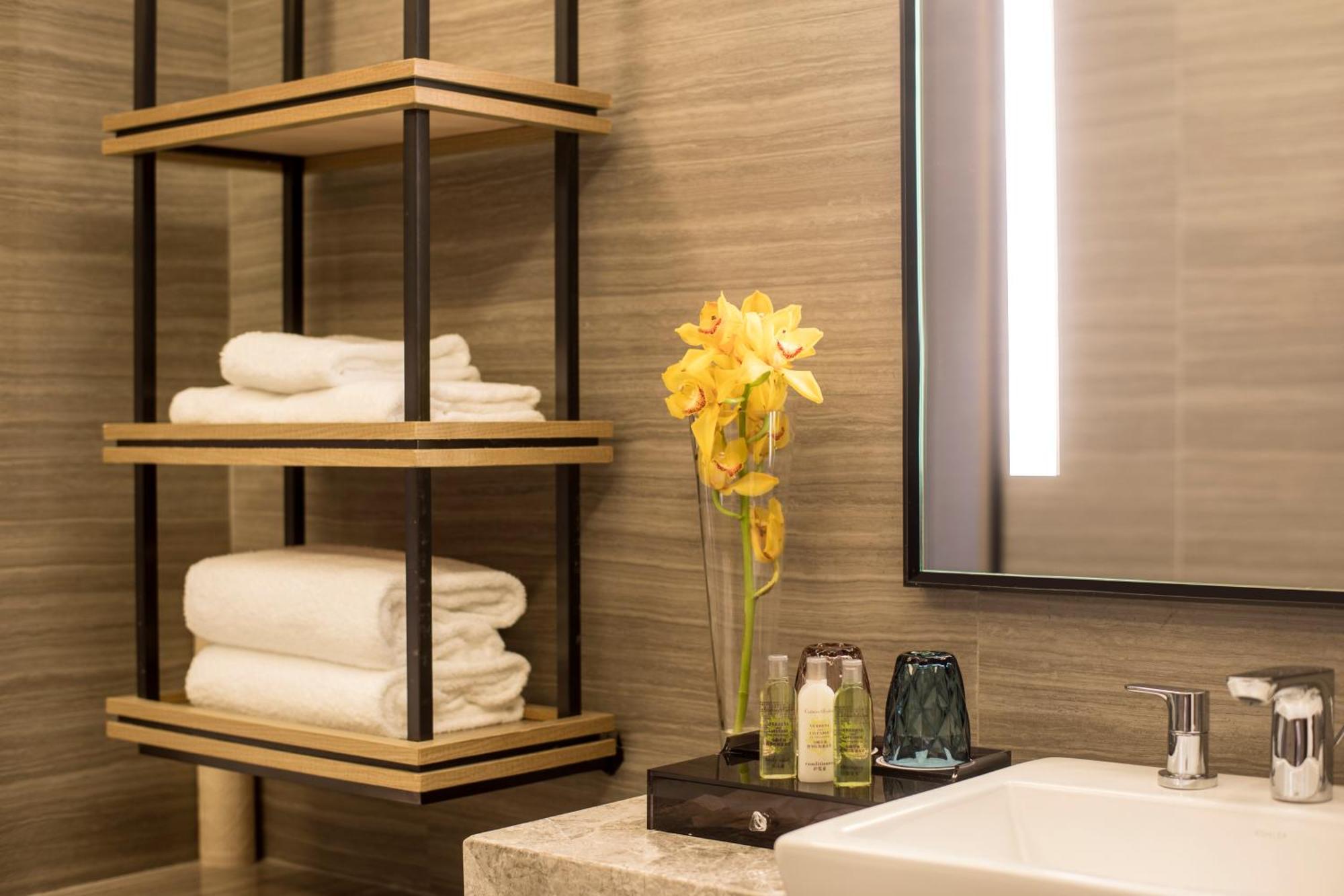 Doubletree By Hilton Hotel Shenzhen Longhua, Near Huawei, Foxcnn, Shenzhen North Railway, Uniwalk & Uniworld Shopping Mall, Sam'S Club Екстериор снимка