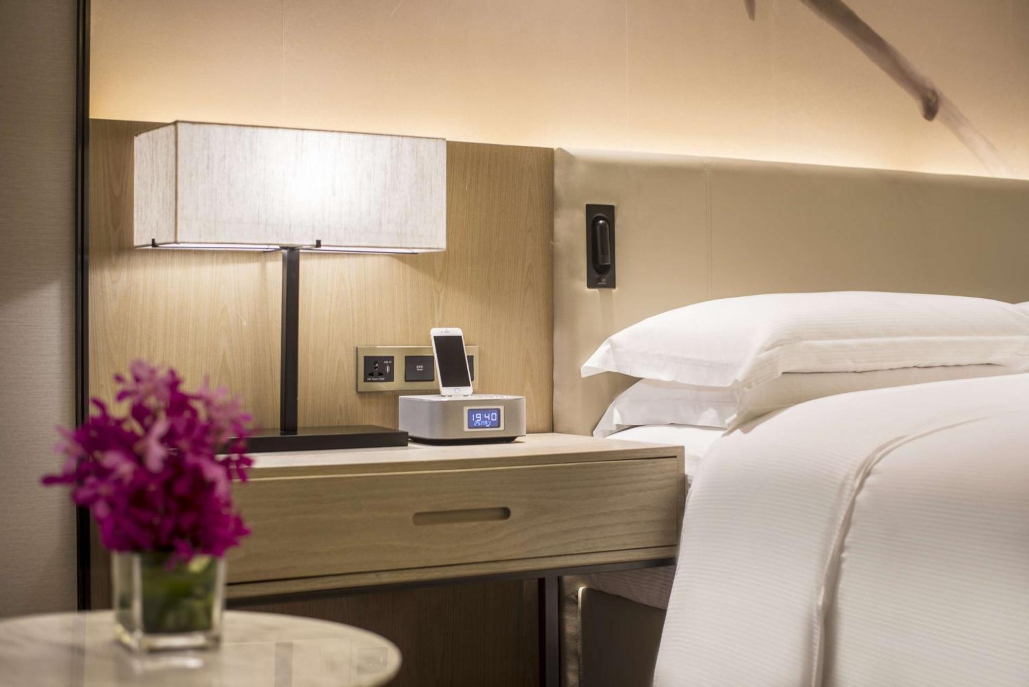 Doubletree By Hilton Hotel Shenzhen Longhua, Near Huawei, Foxcnn, Shenzhen North Railway, Uniwalk & Uniworld Shopping Mall, Sam'S Club Екстериор снимка